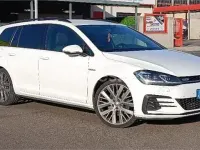 Usado VW Golf VII GTD 184 CV (135 kW) 2018 Blanco Familiar