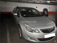 Usado Opel Astra Selective 125 CV (91 kW) 2012 Blanco Berlina
