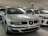 Usado Seat Toledo Stella 90 CV (66 kW) 2000 Gris / plata Berlina