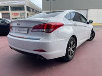 Usado Hyundai i40 136 CV (100 kW) 2014 Blanco Berlina