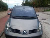 Usado Renault Espace Dynamique 150 CV (110 kW) 2005 Gris Monovolumen