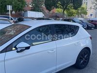 Usado Seat Leon Style 125 CV (91 kW) 2020 Blanco Berlina