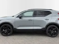 Nuevo Volvo XC40 Plus 163 CV (119 kW) 2026 Gris / plata SUV