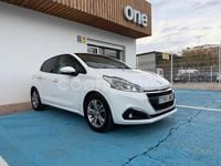 Usado Peugeot 208 Allure 120 CV (88 kW) 2015 Blanco Utilitario