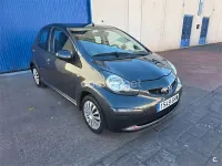 Używany Toyota Aygo Live 68 KM (50 kW) 2008 Czarny Hatchback