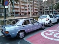 Usado Mercedes 190 126 CV (92 kW) 1991 Azul Berlina