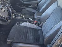 Usado VW Passat Sport 150 CV (110 kW) 2015 Gris / plata Berlina