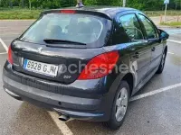 Usado Peugeot 207 95 CV (69 kW) 2008 Negro Berlina
