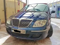 Usado Lancia Phedra 128 CV (94 kW) 2005 Azul Monovolumen