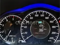 Usado Nissan Note Tekna 90 CV (66 kW) 2014 Granate Utilitario