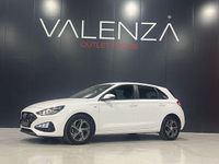 Usado Hyundai i30 120 CV (88 kW) 2024 Blanco Berlina