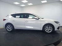Usado Seat Leon Style 116 CV (85 kW) 2021 Blanco Berlina