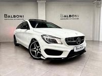Usado Mercedes CLA220 Shooting Brake AMG line 177 CV (130 kW) 2016 Blanco Familiar