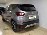 Usado Renault Captur LIMITED 130 CV (95 kW) 2019 Gris / plata SUV