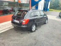 Usado Skoda Fabia 80 CV (58 kW) 2010 Negro Berlina