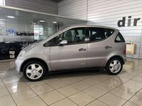 Usado Mercedes A140 Classic 82 CV (60 kW) 2000 Plateado Utilitario