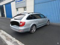 Usado Skoda Superb Ambition 140 CV (102 kW) 2011 Gris / plata Familiar