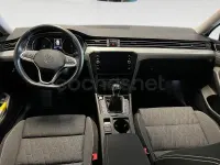 Usado VW Passat Executive 150 CV (110 kW) 2023 Gris / plata Familiar