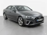 Usado Audi A4 S-Line 163 CV (119 kW) 2022 Gris / plata Berlina