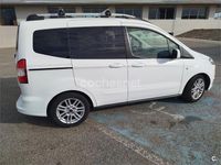 Usado Ford Tourneo Courier Titanium 95 CV (69 kW) 2018 Blanco Monovolumen