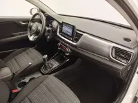Usado Kia Stonic 101 CV (74 kW) 2025 Blanco SUV