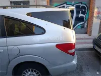 Usado SsangYong Rodius Limited 165 CV (121 kW) 2007 Gris / plata Monovolumen