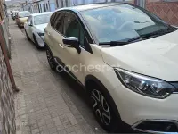 Usado Renault Captur Zen 120 CV (88 kW) 2013 Beige SUV