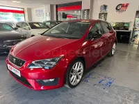 Usado Seat Leon FR 150 CV (110 kW) 2014 Rojo Berlina