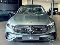 Nuevo Mercedes GLC220 197 CV (144 kW) 2026 Verde SUV