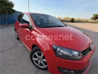 Usado VW Polo Advance 90 CV (66 kW) 2013 Rojo Utilitario
