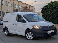 Usado VW Caddy Maxi 102 CV (75 kW) 2021 Blanco Monovolumen
