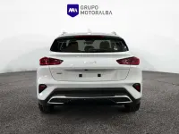 Usado Kia XCeed 140 HP (102 kW) 2025 Branco SUV