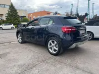 Usado Mercedes GLA180 122 CV (89 kW) 2018 Azul SUV