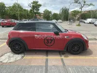 Usado Mini Cooper D 116 CV (85 kW) 2016 Rojo Utilitario