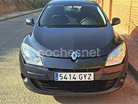 Usado Renault Mégane 85 CV (62 kW) 2010 Gris / plata Berlina