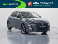 Usado Peugeot 208 Allure 102 CV (75 kW) 2025 Gris Utilitario