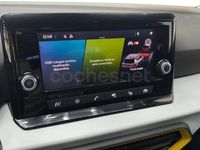 Usado Seat Arona Reference 95 HP (69 kW) 2022 Vermelho SUV