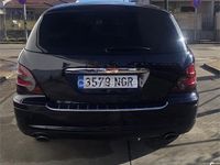 Usado Mercedes R320 224 CV (164 kW) 2008 Azul Monovolumen