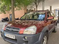 Usado Hyundai Tucson Comfort 140 CV (102 kW) 2006 Rojo SUV