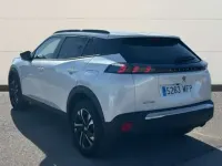 Usado Peugeot 2008 Allure 101 CV (74 kW) 2023 Blanco SUV
