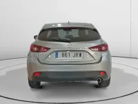 Usado Mazda 3 Luxury 105 CV (77 kW) 2016 Gris / plata Berlina