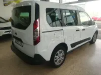 Usado Ford Tourneo Trend 120 CV (88 kW) 2021 Blanco Monovolumen