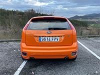 Usado Ford Focus ST 225 CV (165 kW) 2007 Naranja Berlina