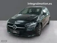 Usado Mercedes B180 136 CV (100 kW) 2023 Negro Monovolumen
