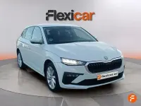 Usado Skoda Scala Selection 115 CV (84 kW) 2024 Blanco Utilitario