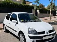 Usado Renault Clio II 80 CV (58 kW) 2006 Blanco Berlina