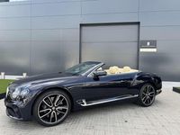 Usado Bentley Continental 635 CV (467 kW) 2019 Azul Descapotable