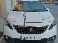 Usado Peugeot 2008 Allure 99 CV (72 kW) 2018 Blanco SUV