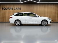 Usado Seat Leon Style 150 CV (110 kW) 2022 Blanco Familiar