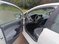 Usado Seat Ibiza Reference 90 HP (66 kW) 2011 Branco Sedan